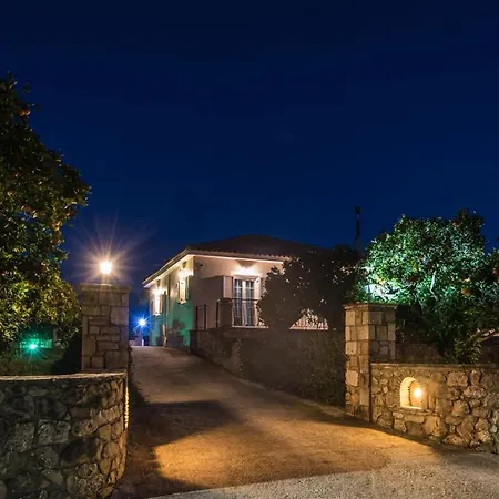 Casa de Férias Kanelos Garden House *