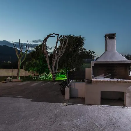 Kanelos Garden House Ferienhaus *